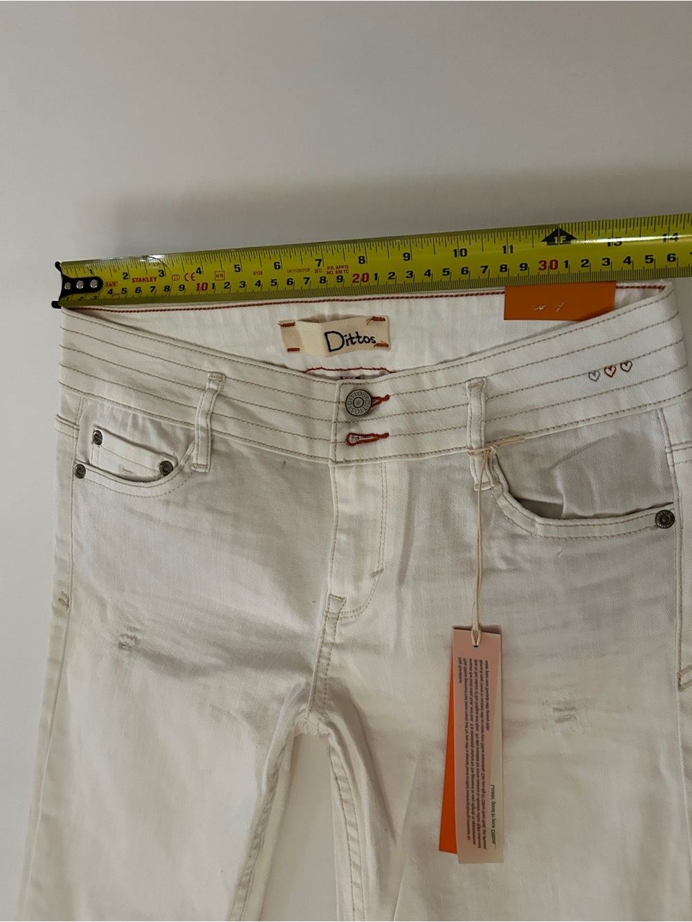 Dittos White High-Rise Jeans with Contrast Stitching - Picture 5 of 10